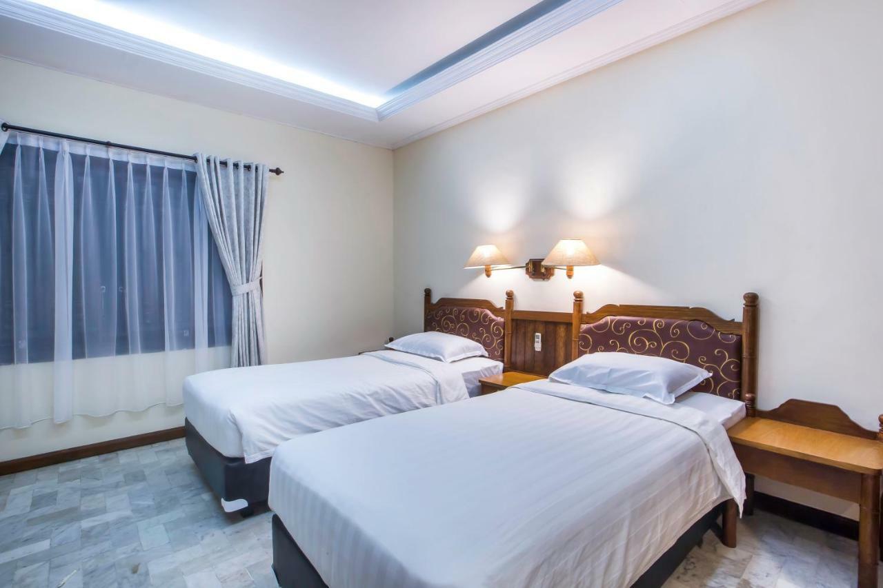 Bali Bungalo Hotel Kuta  Bagian luar foto